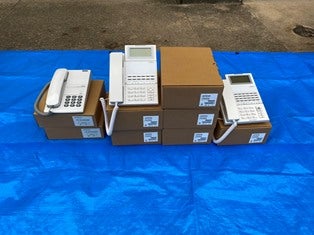 緑と花のセンター電話交換機等取替工事 の施工写真 2枚目