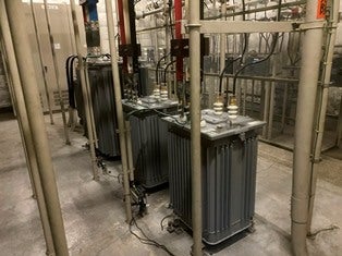 日進市民会館／電気設備（高圧線引込・変圧器）更新工事 の施工写真 5枚目