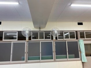 日進中学校管理棟／普通教室改修工事 の施工写真 3枚目