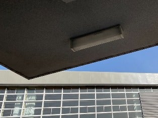 法人熊張公舎A・B・C・D棟階段共用部照明器具更新 の施工写真 2枚目