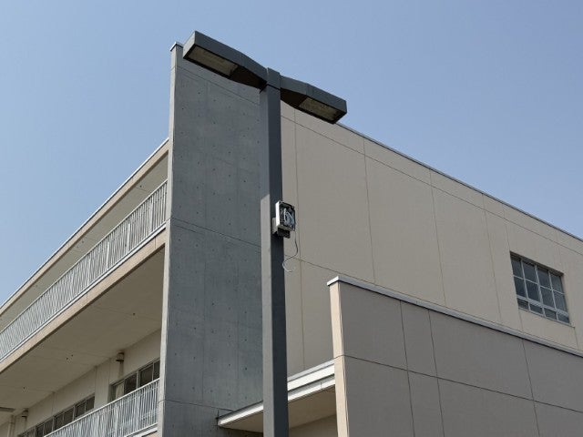竹の山小学校／防犯カメラ修繕 の施工写真 2枚目
