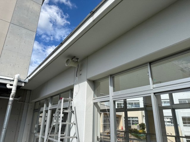 竹の山小学校／防犯カメラ修繕 の施工写真 2枚目