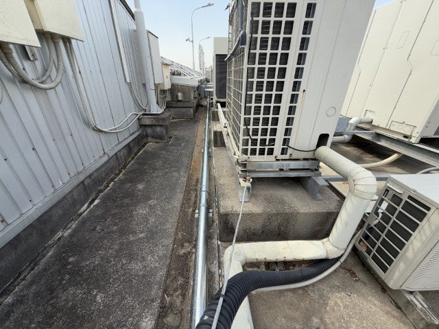 某所アミューズメント施設　高圧ケーブル更新工事 の施工写真